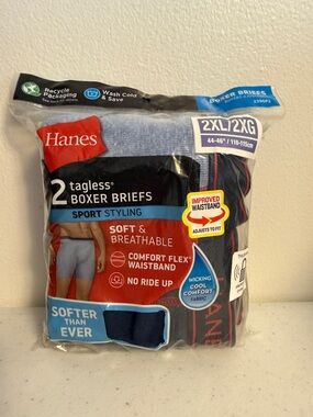 Hanes 2-Pack Boxer Briefs in Navy and Gray